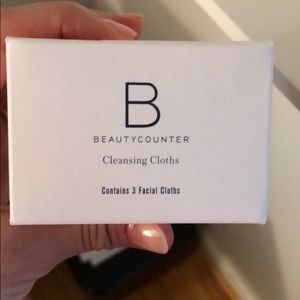 Beautycounter Cleansing Cloths. Set of 3